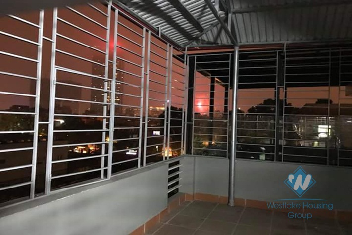 Six bedrooms house for rent in Ba Dinh district, Ha Noi